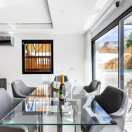 Sunrise Private Pool By Holidays كوراليهو