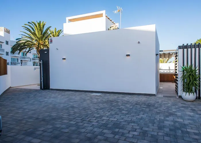 Luxury Sunrise Private Pool By Holidays