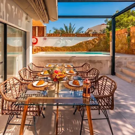 Villa Sunrise Private Pool By Holidays *