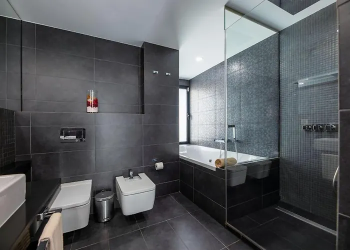 Villa Sunrise Private Pool By Holidays